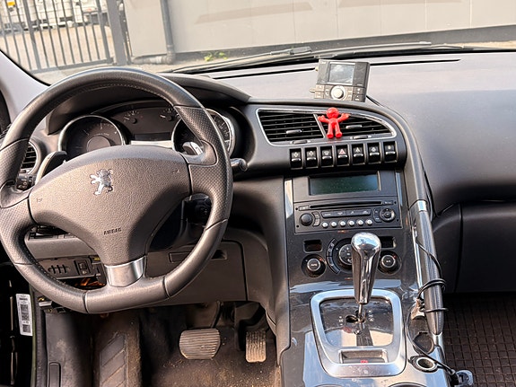 Peugeot 3008 7 of 11