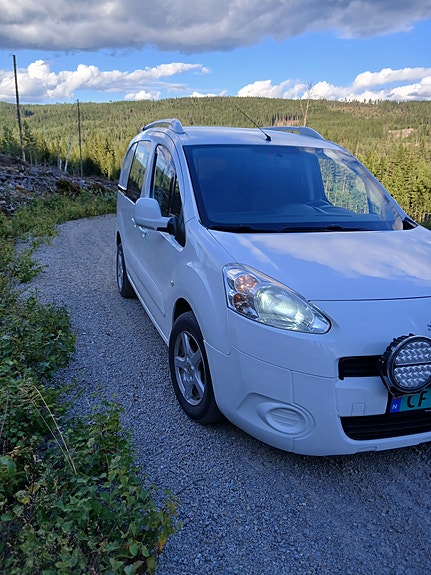 Peugeot Partner 2 of 18
