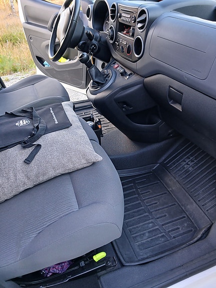 Peugeot Partner 13 of 18