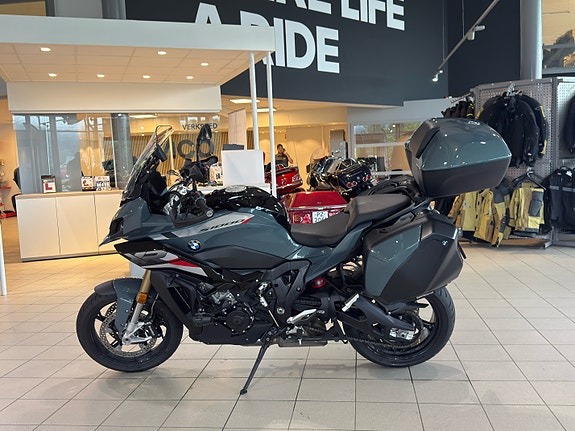 BMW S 1000 XR 3 of 6