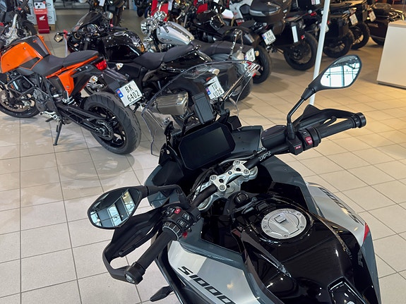 BMW S 1000 XR 6 of 6