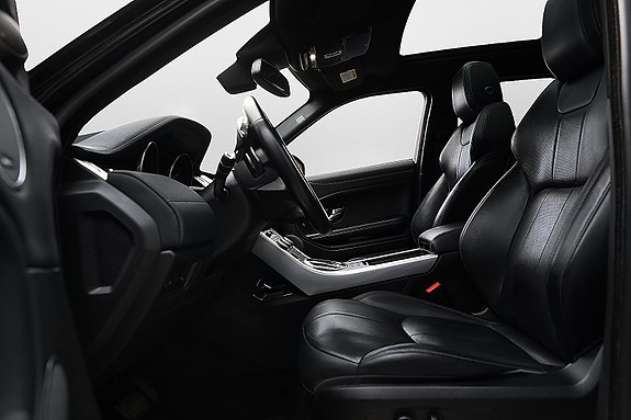 Land Rover Range Rover Evoque 10 of 25