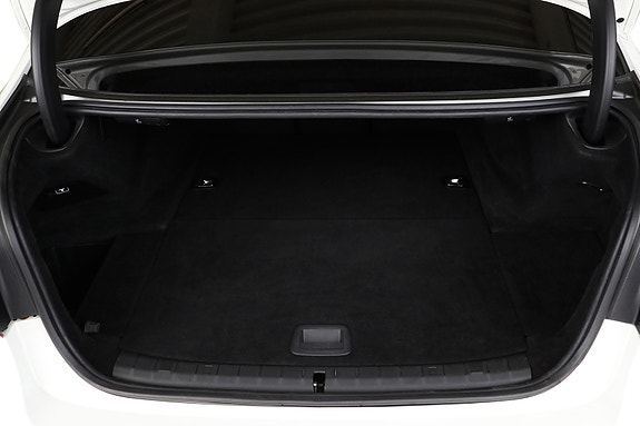 BMW 530e 8 of 29