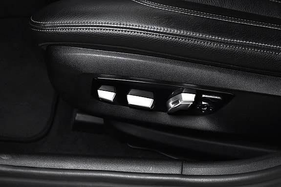 BMW 530e 12 of 29