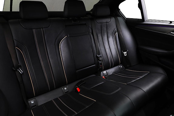 BMW 530e 15 of 29