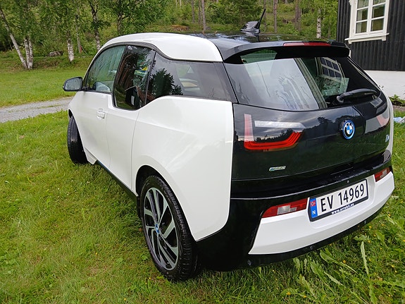 BMW i3 6 of 9