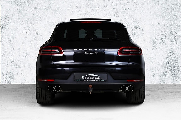 Porsche Macan 6 of 27