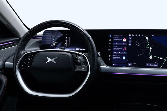 XPeng P7 14 of 21