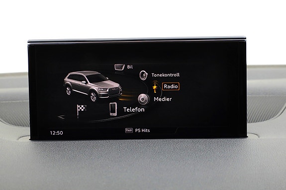 Audi Q7 27 of 30