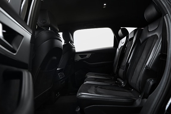 Audi Q7 14 of 30