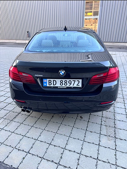BMW 520d 4 of 10
