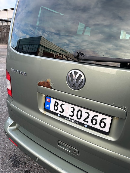 Volkswagen Multivan 8 of 30
