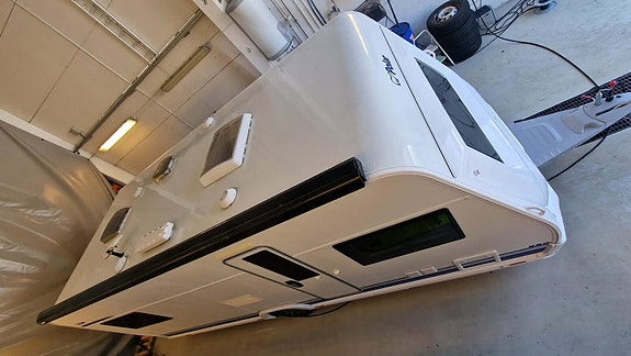 Polar 620 SA Edition Enkle senger / Alde / Stekeovn / Markise 8 of 25