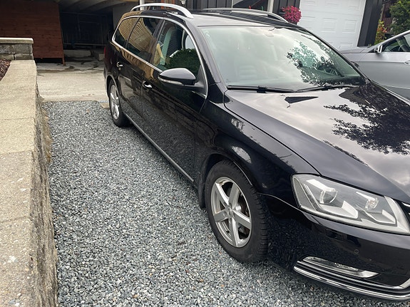 Volkswagen Passat 3 of 11