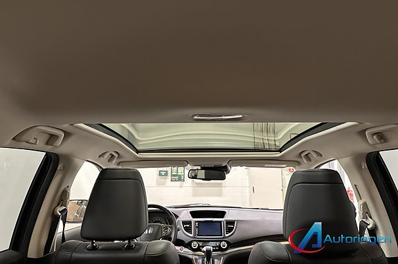 Honda CR-V 12 of 13