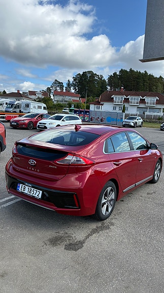 Hyundai IONIQ 7 of 28