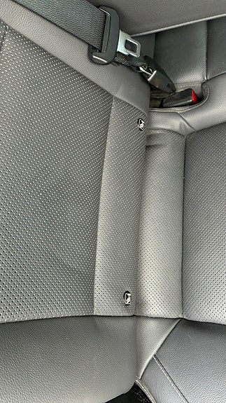 Hyundai IONIQ 24 of 28