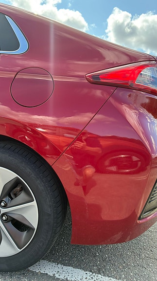 Hyundai IONIQ 8 of 28
