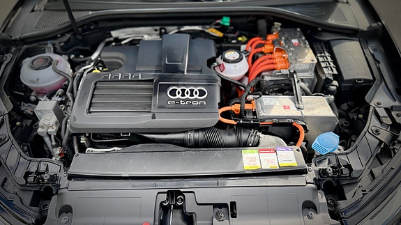 Audi e-tron 22 of 22