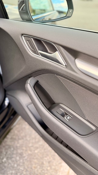 Audi e-tron 19 of 22