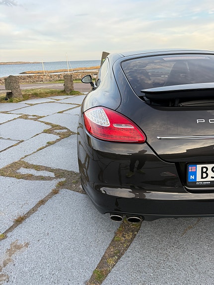 Porsche Panamera 4 19 of 30