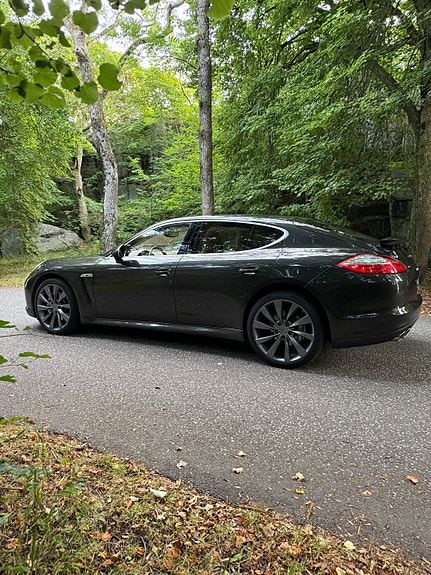 Porsche Panamera 4 6 of 30