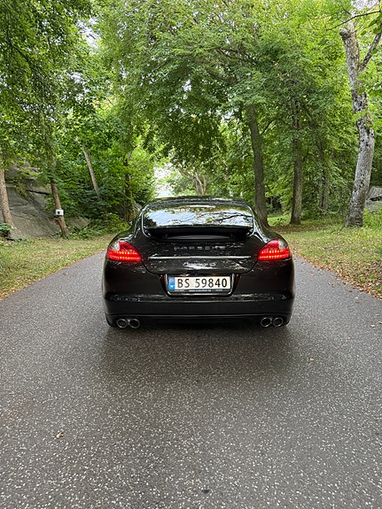 Porsche Panamera 4 5 of 30