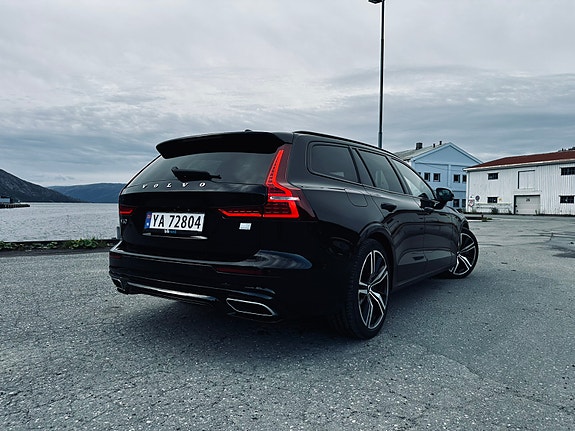 Volvo V60 7 of 22