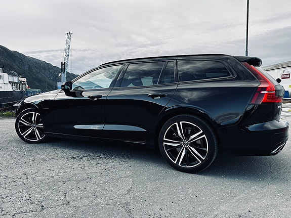 Volvo V60 3 of 22