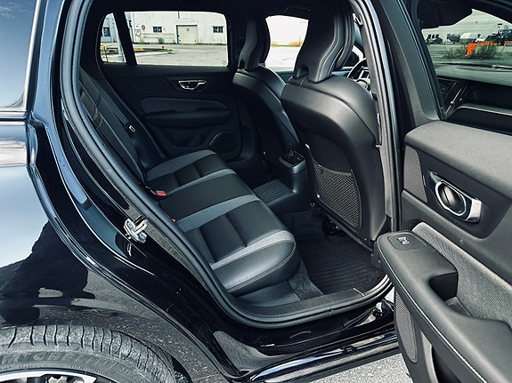 Volvo V60 19 of 22