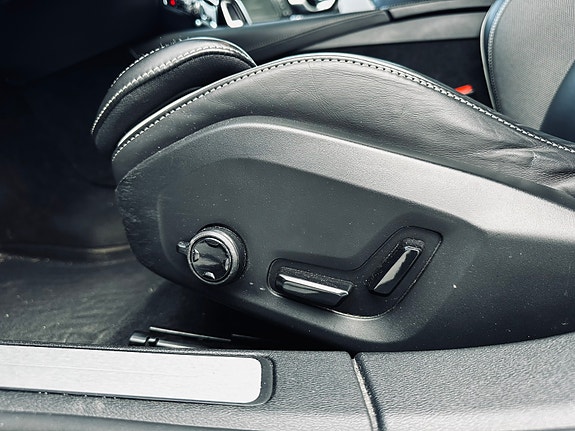 Volvo V60 14 of 22
