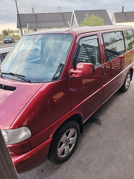 Volkswagen Multivan 6 of 17