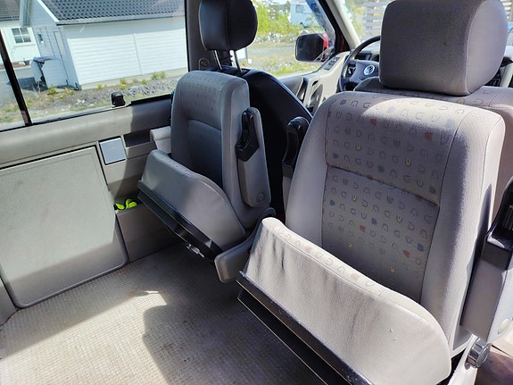 Volkswagen Multivan 16 of 17