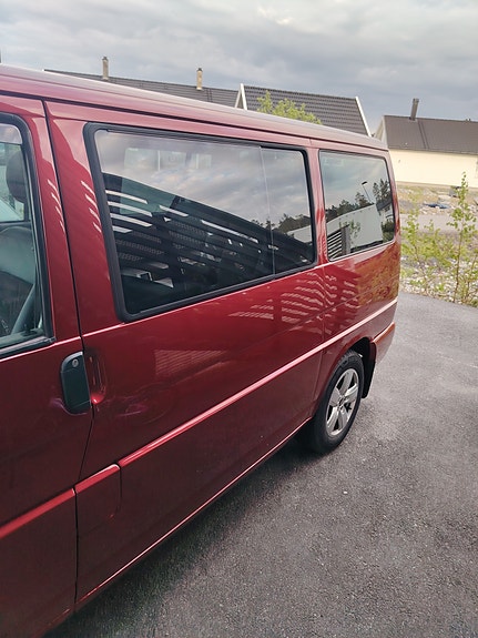 Volkswagen Multivan 7 of 17