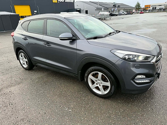 Hyundai Tucson 11 of 28