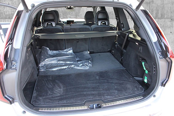 Volvo XC90 18 of 30