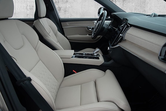 Volvo XC90 29 of 30