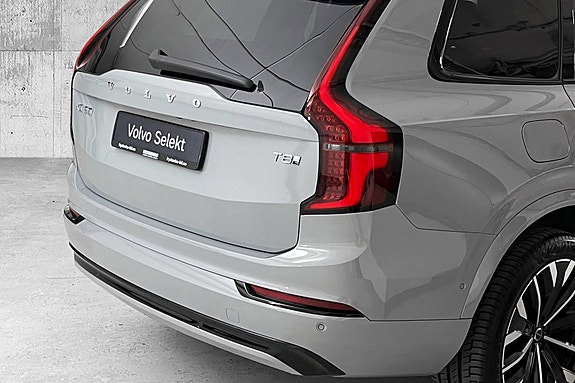 Volvo XC90 7 of 25