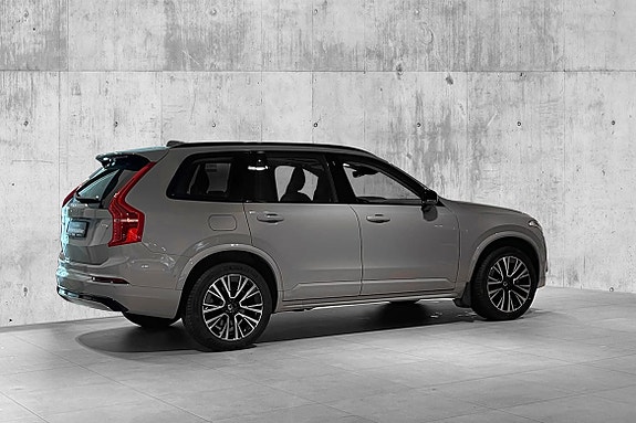 Volvo XC90 7 of 30