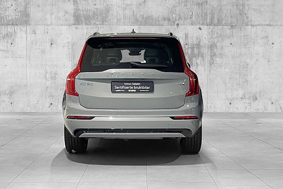 Volvo XC90 9 of 30