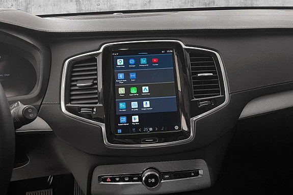 Volvo XC90 27 of 30