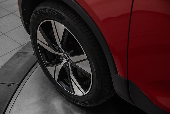 Volvo XC40 11 of 29