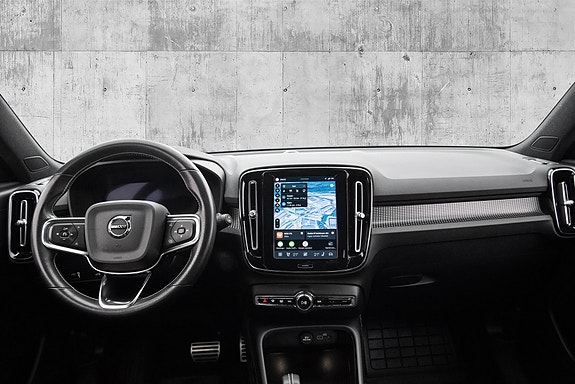 Volvo XC40 21 of 29