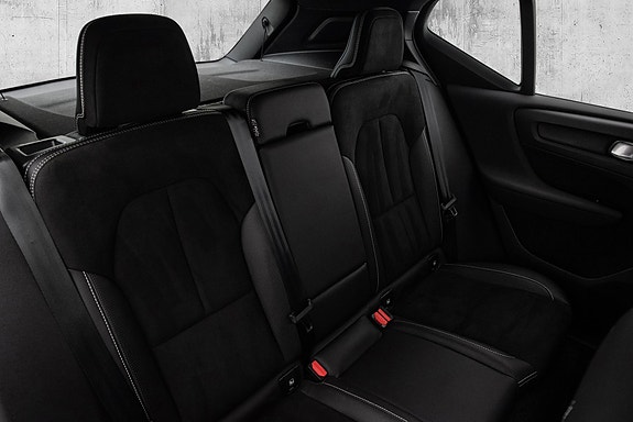 Volvo XC40 26 of 29