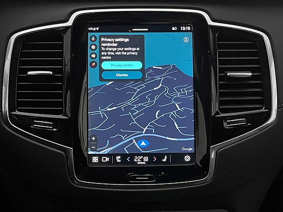 Volvo XC90 26 of 29