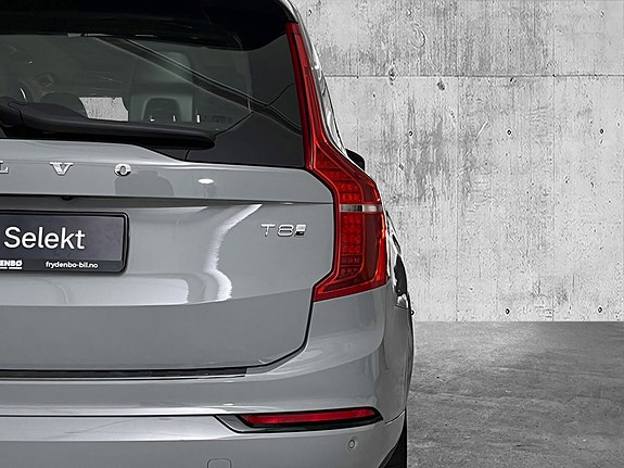Volvo XC90 8 of 29