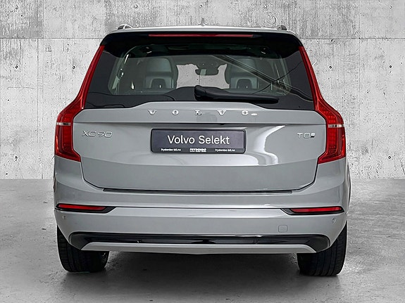 Volvo XC90 7 of 29