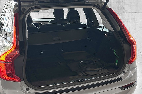 Volvo XC90 8 of 30