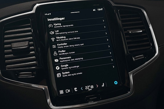 Volvo XC90 23 of 30