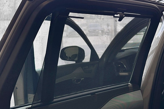 Volvo XC90 27 of 30
